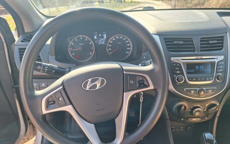 Hyundai Solaris II рестайлинг, 2016 год, 1 000 070 рублей, 6 фотография