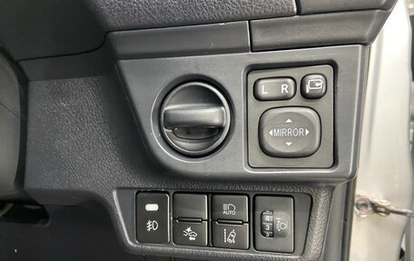 Toyota Corolla, 2019 год, 1 395 000 рублей, 9 фотография