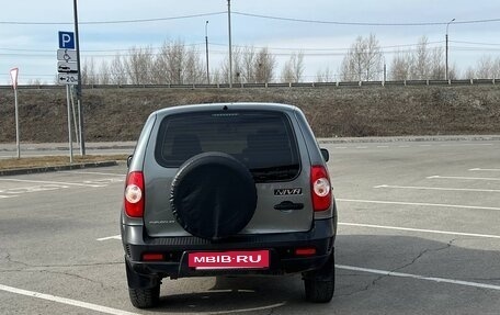 Chevrolet Niva I рестайлинг, 2017 год, 699 000 рублей, 4 фотография