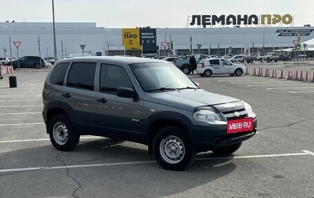 Chevrolet Niva I рестайлинг, 2017 год, 699 000 рублей, 6 фотография