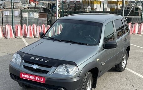 Chevrolet Niva I рестайлинг, 2017 год, 699 000 рублей, 8 фотография
