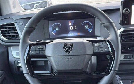 Peugeot Traveller I, 2025 год, 4 120 000 рублей, 16 фотография