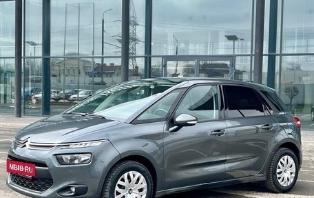 Citroen C4 Picasso II рестайлинг, 2015 год, 875 000 рублей, 3 фотография