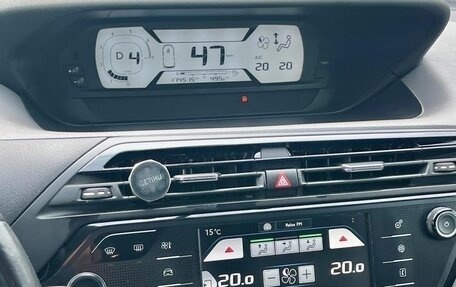 Citroen C4 Picasso II рестайлинг, 2015 год, 875 000 рублей, 12 фотография