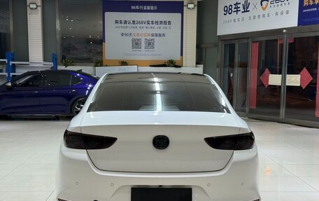 Mazda 3, 2021 год, 1 871 000 рублей, 5 фотография