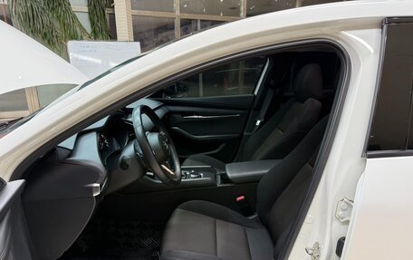 Mazda 3, 2021 год, 1 871 000 рублей, 8 фотография