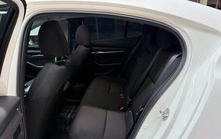 Mazda 3, 2021 год, 1 871 000 рублей, 19 фотография