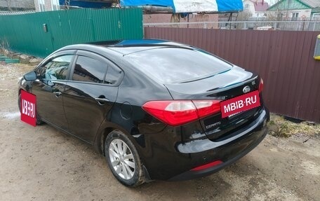 KIA Cerato III, 2013 год, 860 000 рублей, 2 фотография