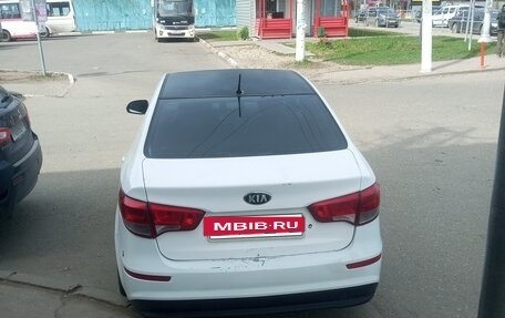 KIA Rio III рестайлинг, 2017 год, 550 000 рублей, 4 фотография