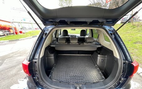 Mitsubishi Outlander III рестайлинг 3, 2018 год, 2 200 000 рублей, 18 фотография