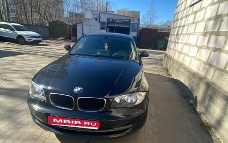 BMW 1 серия, 2009 год, 720 000 рублей, 5 фотография