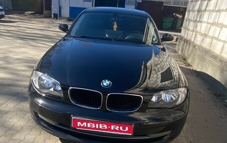BMW 1 серия, 2009 год, 720 000 рублей, 3 фотография