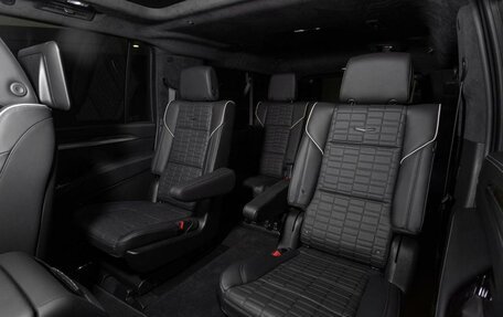 Cadillac Escalade V, 2025 год, 23 500 000 рублей, 11 фотография