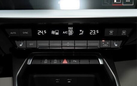 Audi A3, 2023 год, 2 200 000 рублей, 12 фотография