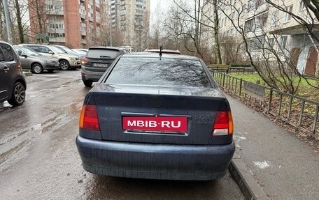 Volkswagen Polo III рестайлинг, 1998 год, 150 000 рублей, 2 фотография