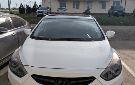 Hyundai i40 I рестайлинг, 2014 год, 1 300 000 рублей, 1 фотография