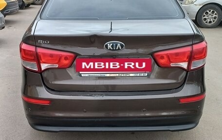 KIA Rio III рестайлинг, 2015 год, 970 000 рублей, 2 фотография