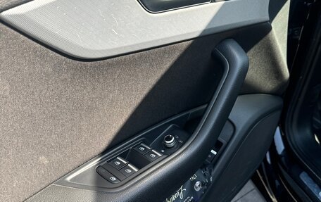 Audi A4, 2017 год, 2 200 000 рублей, 7 фотография