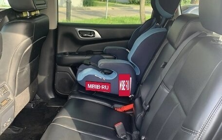 Nissan Pathfinder, 2015 год, 1 700 000 рублей, 10 фотография