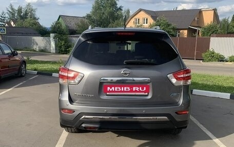Nissan Pathfinder, 2015 год, 1 700 000 рублей, 12 фотография
