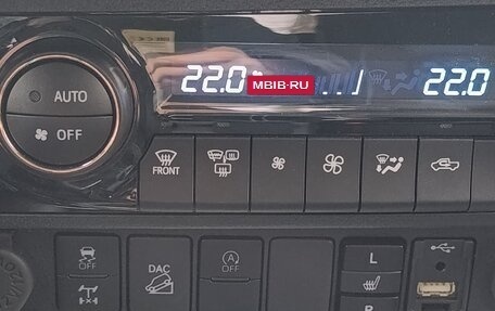 Toyota Hilux VIII, 2022 год, 6 300 000 рублей, 20 фотография