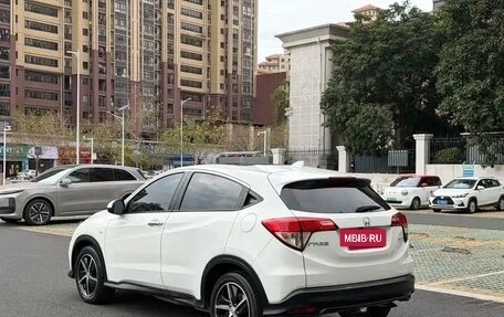Honda Vezel, 2022 год, 1 610 000 рублей, 4 фотография
