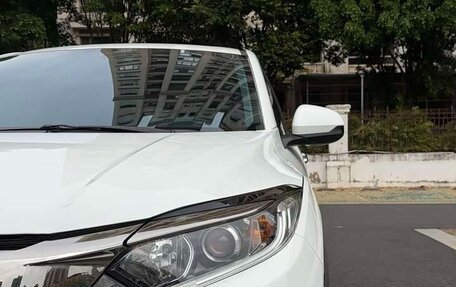 Honda Vezel, 2022 год, 1 610 000 рублей, 7 фотография