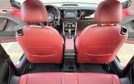 Volkswagen Beetle, 2018 год, 1 270 001 рублей, 12 фотография