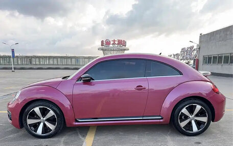 Volkswagen Beetle, 2018 год, 1 270 001 рублей, 7 фотография