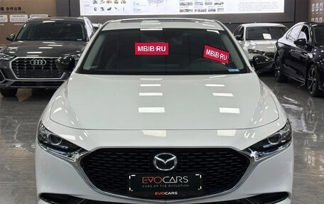 Mazda 3, 2023 год, 1 690 000 рублей, 2 фотография
