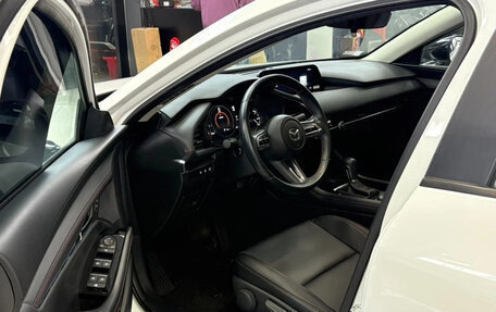 Mazda 3, 2023 год, 1 690 000 рублей, 9 фотография