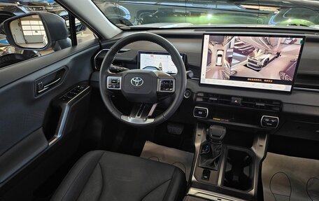 Toyota RAV4, 2026 год, 4 690 000 рублей, 16 фотография