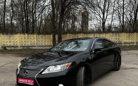 Lexus ES VII, 2014 год, 2 800 000 рублей, 1 фотография