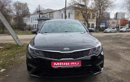 KIA Optima IV, 2019 год, 1 800 000 рублей, 1 фотография