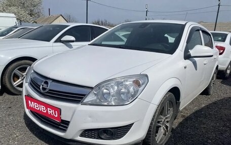 Opel Astra J, 2011 год, 434 000 рублей, 1 фотография