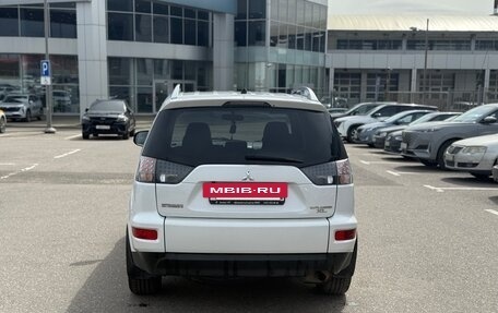 Mitsubishi Outlander III рестайлинг 3, 2009 год, 1 400 000 рублей, 6 фотография