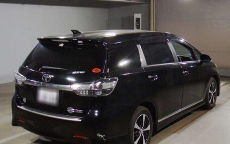 Toyota Wish II, 2017 год, 1 990 000 рублей, 2 фотография