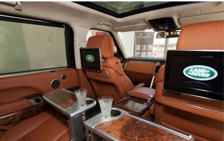 Land Rover Range Rover IV рестайлинг, 2016 год, 10 100 000 рублей, 4 фотография