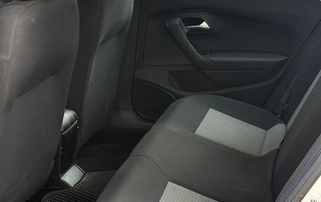 Volkswagen Polo VI (EU Market), 2012 год, 700 000 рублей, 10 фотография