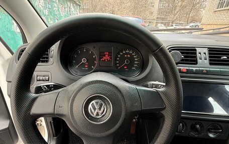 Volkswagen Polo VI (EU Market), 2012 год, 700 000 рублей, 13 фотография