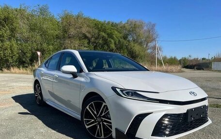 Toyota Camry, 2025 год, 4 150 000 рублей, 3 фотография