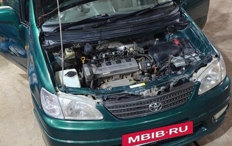 Toyota Corolla Spacio II, 2000 год, 440 000 рублей, 8 фотография