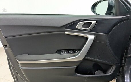 KIA cee'd III, 2019 год, 1 640 000 рублей, 8 фотография