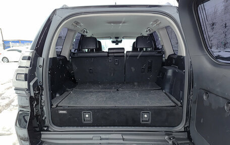 Toyota Land Cruiser Prado 150 рестайлинг 2, 2022 год, 6 500 000 рублей, 12 фотография