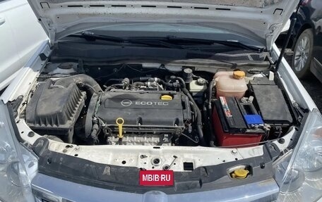 Opel Astra J, 2011 год, 434 000 рублей, 14 фотография