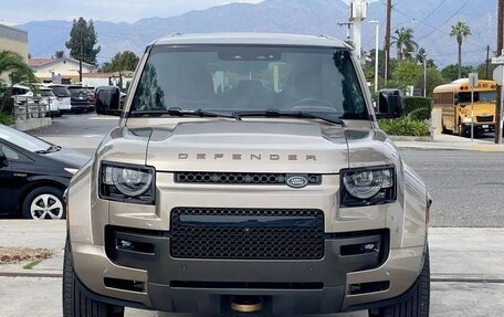 Land Rover Defender II, 2025 год, 22 500 000 рублей, 2 фотография