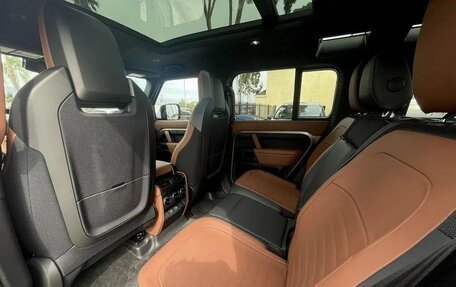 Land Rover Defender II, 2025 год, 22 500 000 рублей, 16 фотография