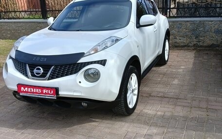 Nissan Juke II, 2011 год, 730 000 рублей, 1 фотография