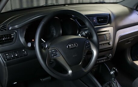 KIA Rio III рестайлинг, 2016 год, 999 000 рублей, 10 фотография