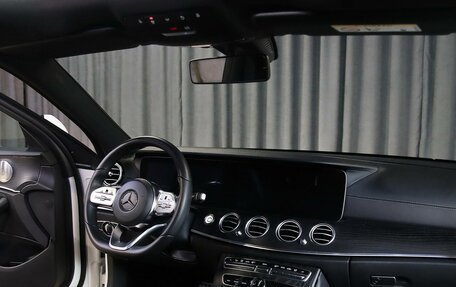 Mercedes-Benz E-Класс, 2018 год, 2 699 000 рублей, 5 фотография